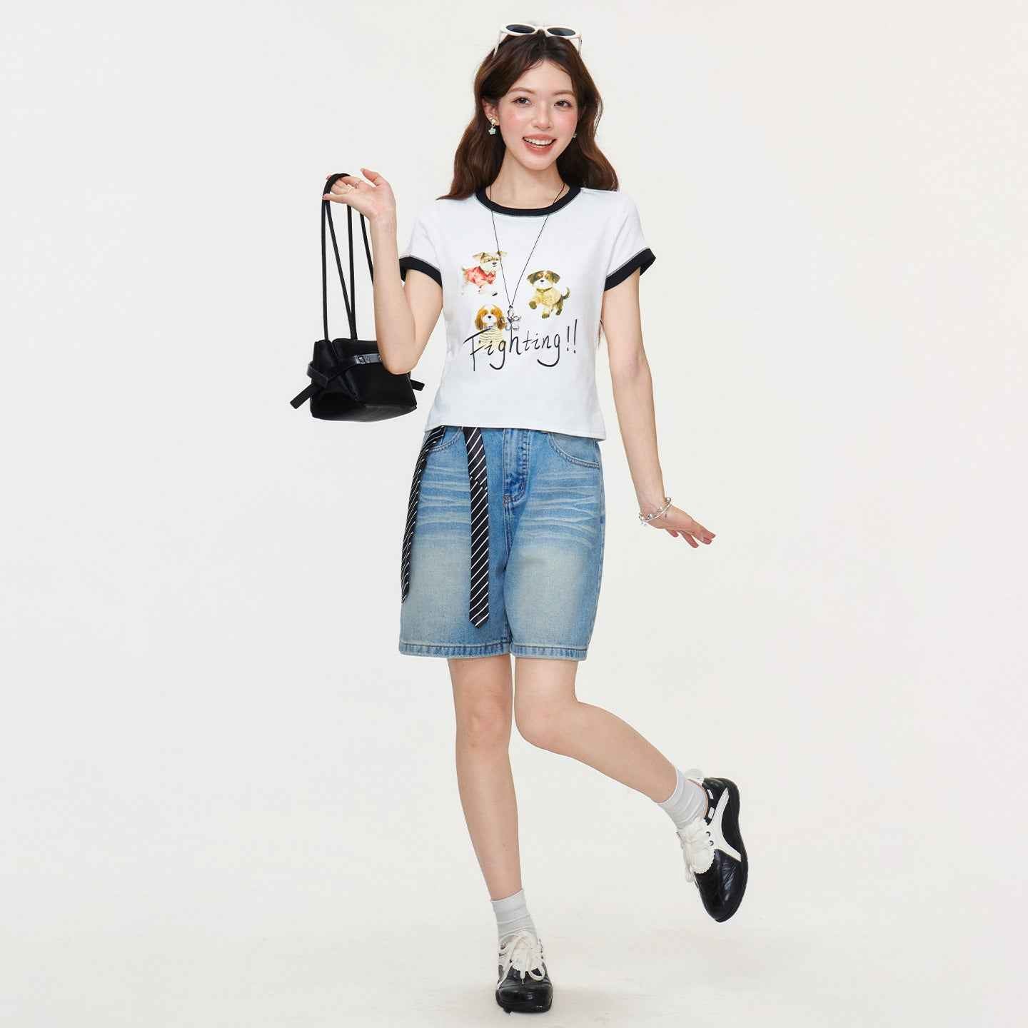 White Round Neck Regular Shoulder Animal Letter Print T-Shirt