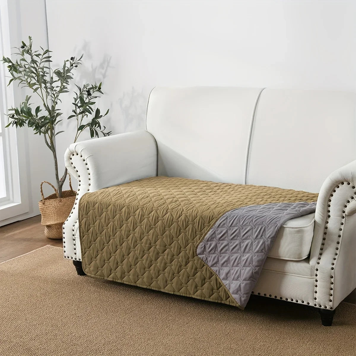 Waterproof Dog Blanket for Couch & Bed – Double-Sided Reversible Furniture Protector