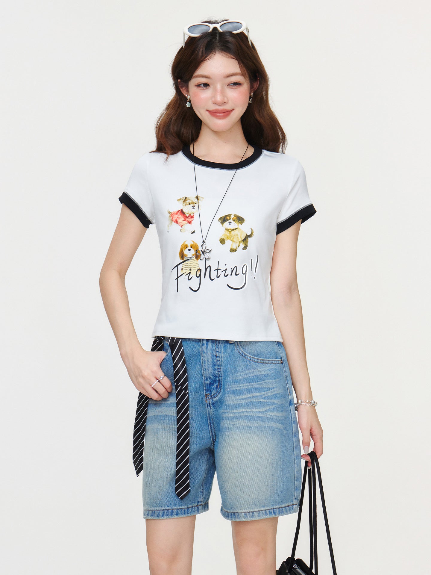 White Round Neck Regular Shoulder Animal Letter Print T-Shirt