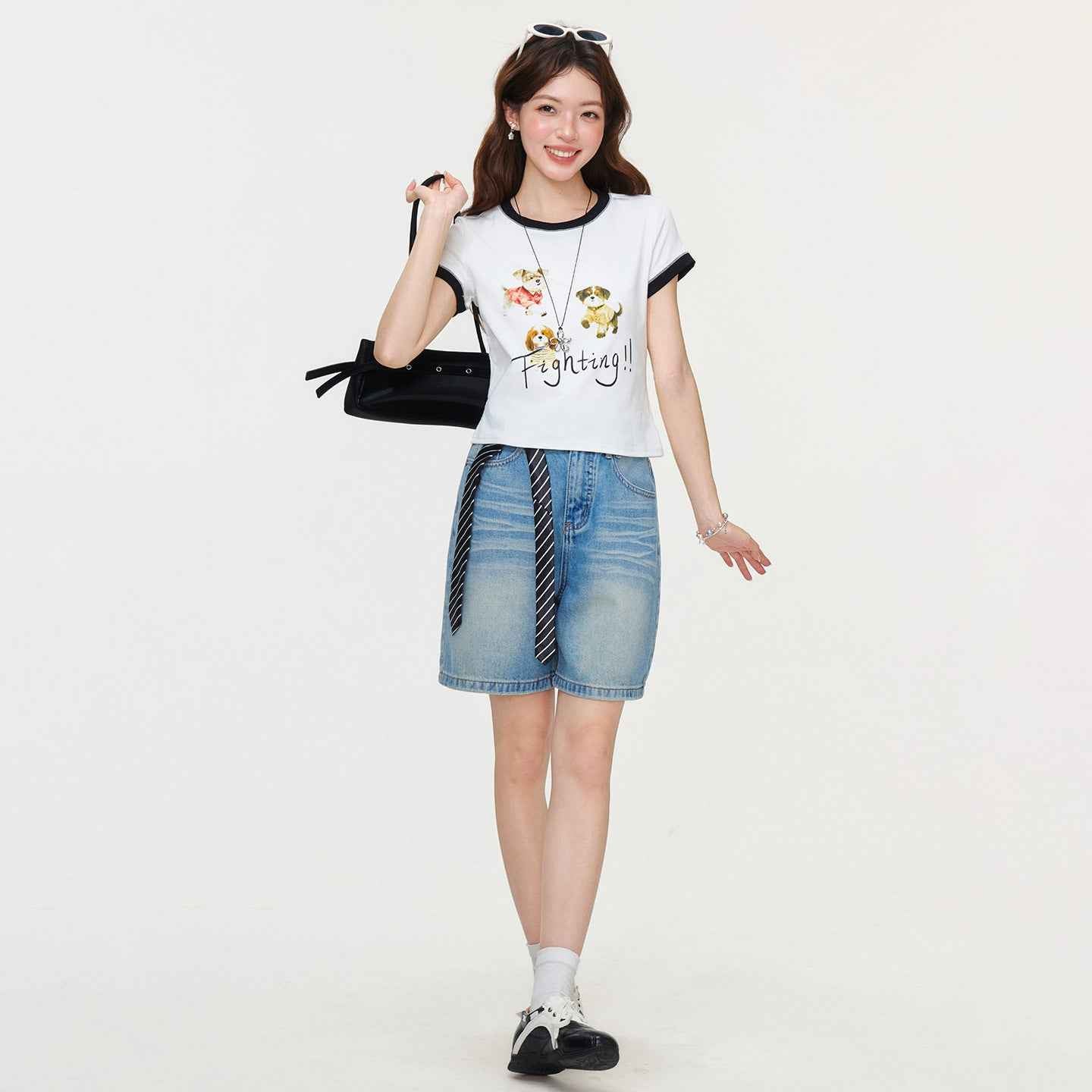 White Round Neck Regular Shoulder Animal Letter Print T-Shirt