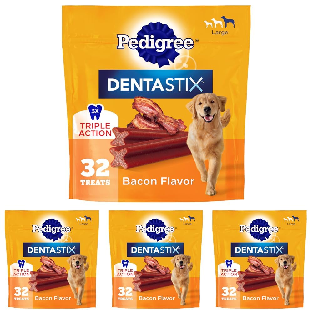Pedigree Dentastix Large Dog Treats – lifestyle close view