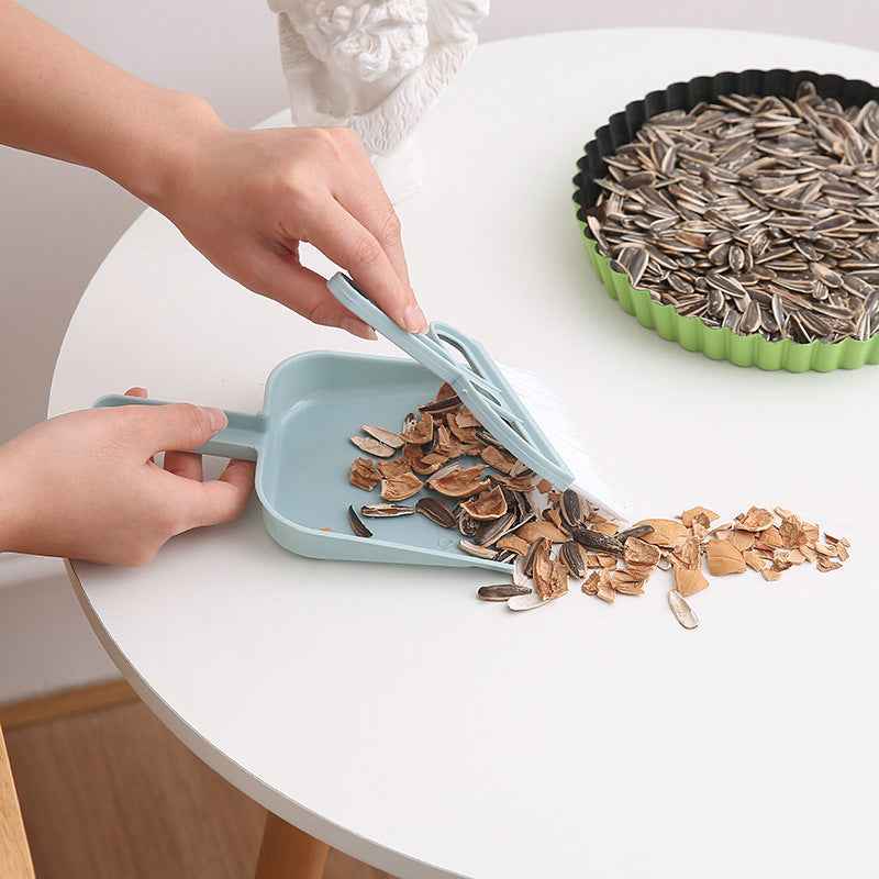 Mini Desktop Broom and Dustpan Set for Cleaning