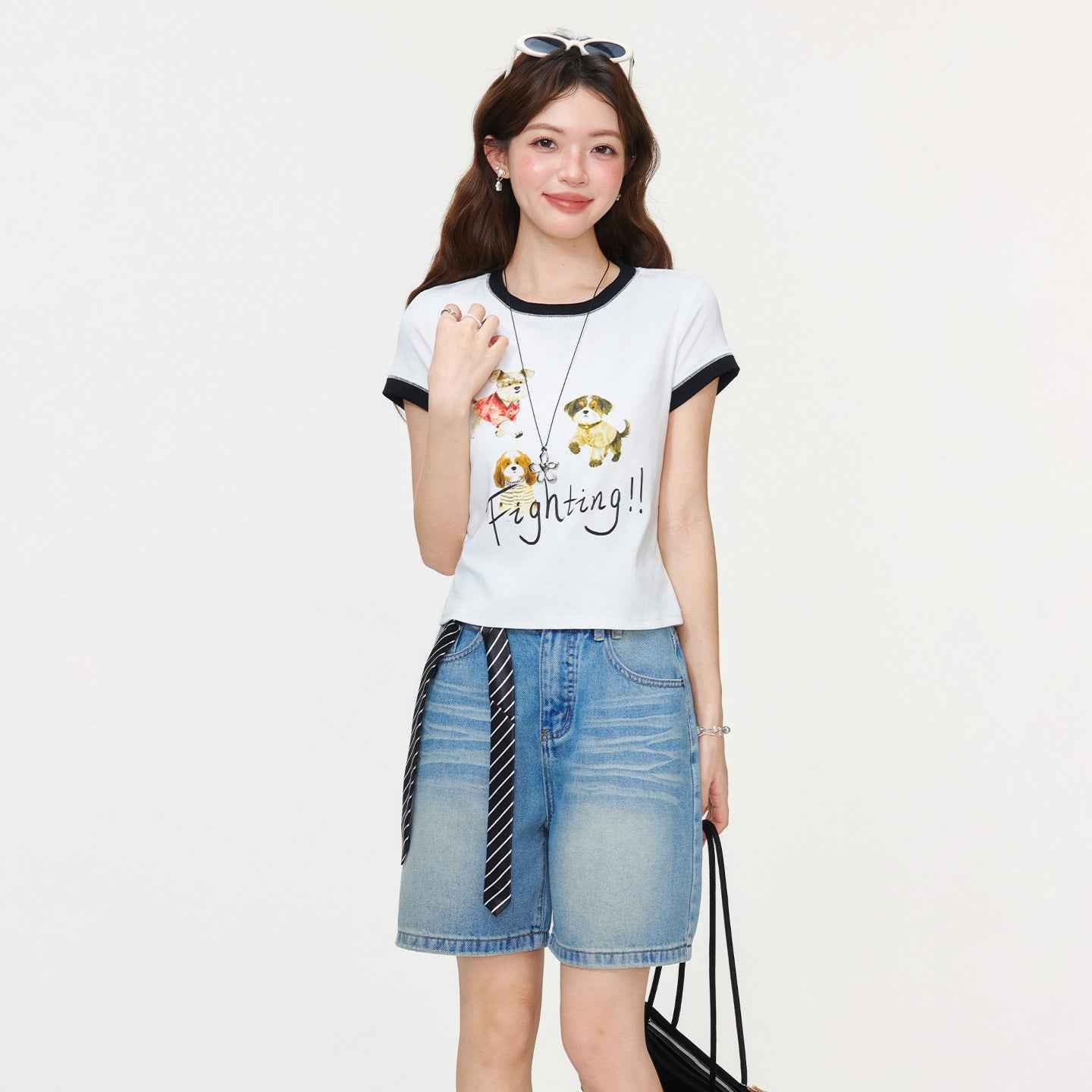 White Round Neck Regular Shoulder Animal Letter Print T-Shirt