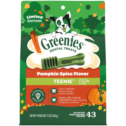 Greenies Teenie Dental Treats Mint – in-use lifestyle view