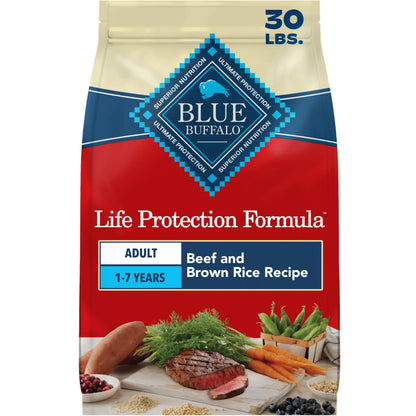 Blue Buffalo Life Protection Chicken – lifestyle close view