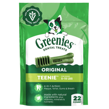 Greenies Teenie Dental Treats Mint – lifestyle scene view