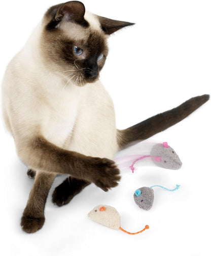 SmartyKat Skitter Critters plush catnip mouse toy for batting and chasing