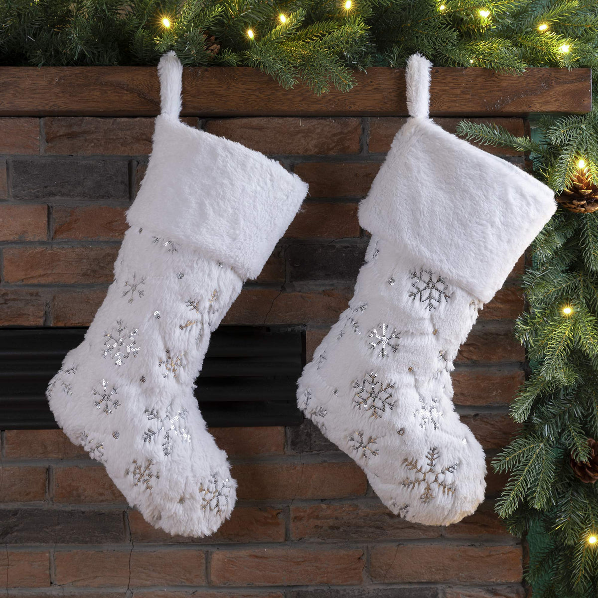 Glitzhome LED Christmas Stockings – 21" Embroidered Linen Stockings, 2-Pack