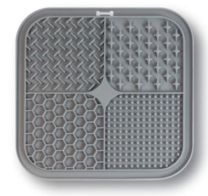 Pet Licking Mat Silicone Pet Food Suction Cup Licking Mat Slow Feeding Mat Anti-choking Slow Food Basin