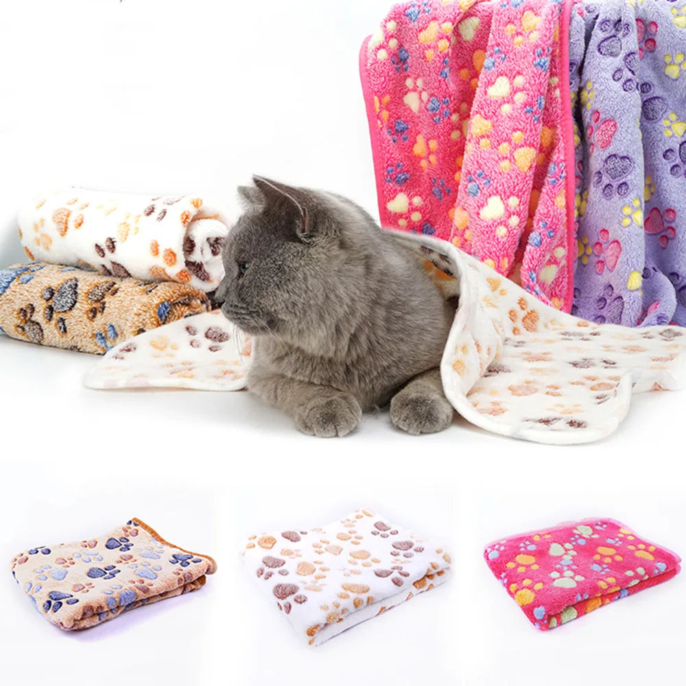 Soft Fleece Pet Blanket – Winter Warm Paw Print Sleeping Cover for Dogs & Cats