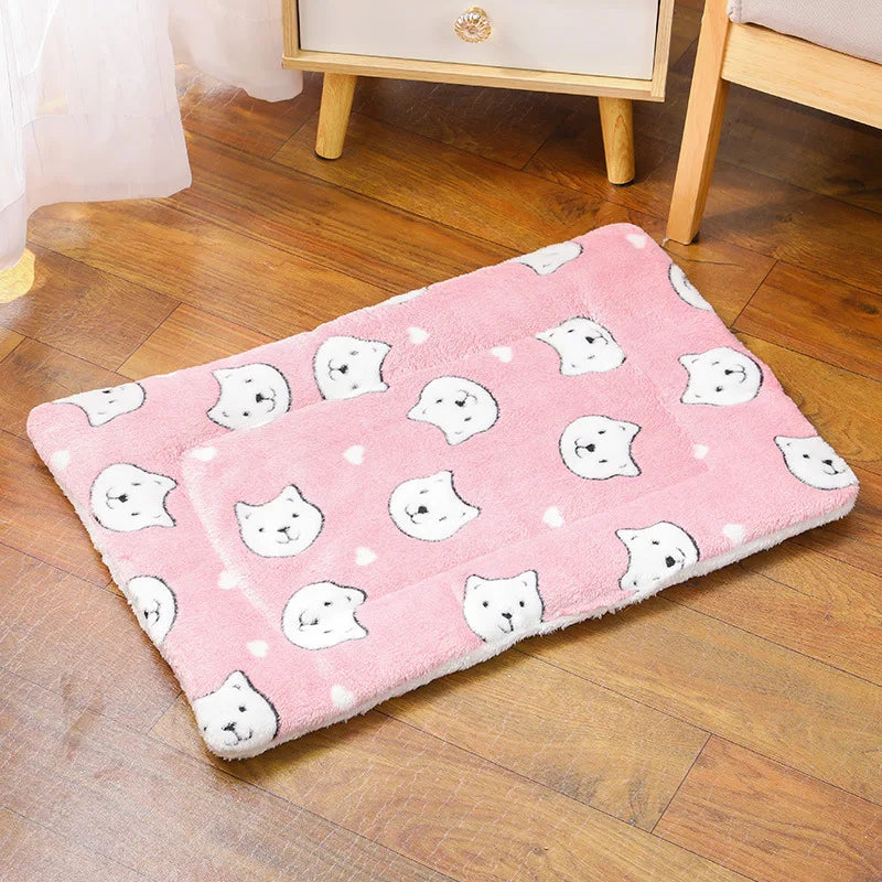 Plush Cat & Small Dog Bed – Soft Cozy Pet Sleeping Mat