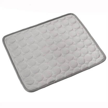 Self-Cooling Dog Mat – Reusable Cooling Pet Bed for Summer