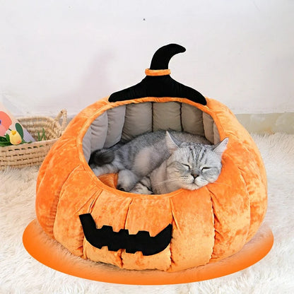 Halloween Pumpkin Cat Bed – Cozy Plush Pet Cave for Cats & Small Dogs