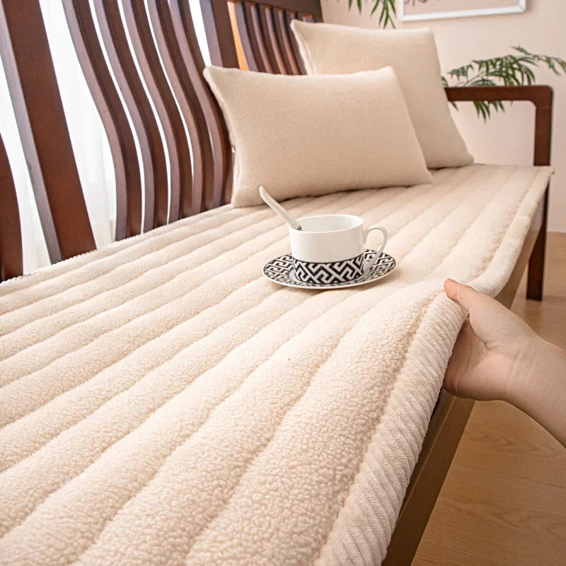 Thick Cashmere Sofa Cover – Non-Slip Pet Furniture Protector & Washable Dog Bed Blanket