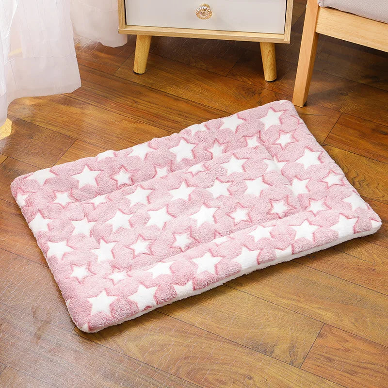 Plush Cat & Small Dog Bed – Soft Cozy Pet Sleeping Mat