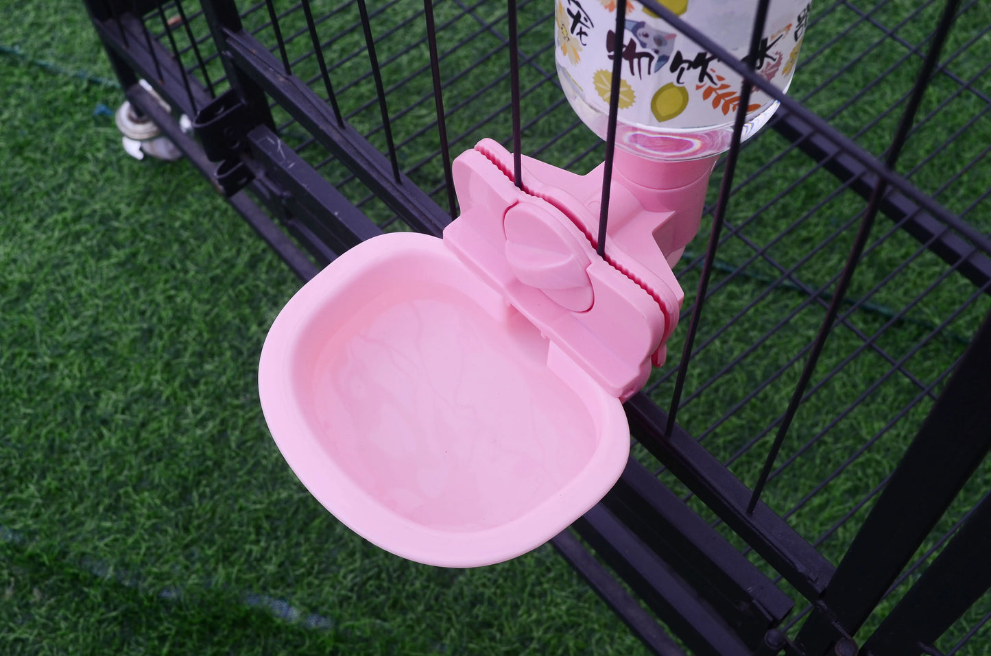 Dog hanging automatic drinking fountain cat drinking kettle watering device pet feeder bottle drinker